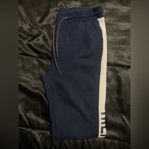 Tommy Hilfiger Sweats